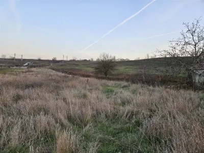 Teren de vanzare in Vintul de Jos - foto 8