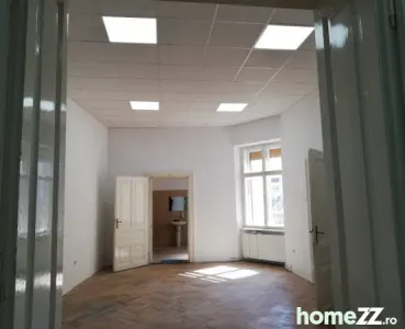 Apartament de inchiriat central Sibiu - foto 5