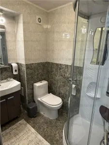 Garsoniera moderna de inchiriat - Centrul Istoric - foto 5