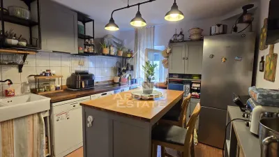 Apartament de vanzare cu 3 camere, mobilat si utilat, zona Bucovina - foto 8