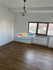 Inchiriere apartament 4 camere Piata Romana pretabil birouri - foto 9