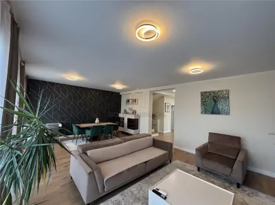 Casa de inchiriat - foto 2