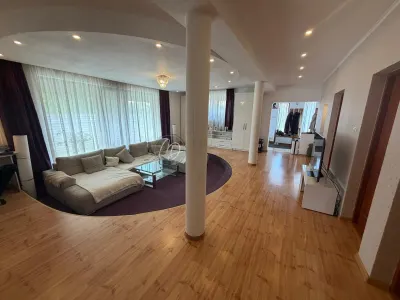 MDI casa cu piscina exclusivista Santion - Santion