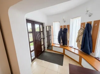 MDI casa cu piscina exclusivista Santion - foto 6