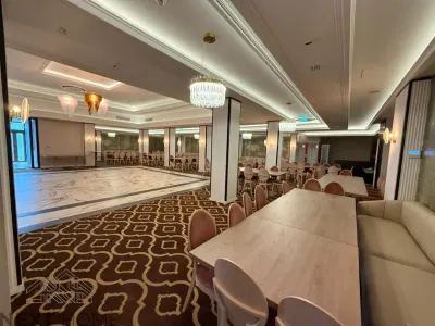 SPATIU COMERCIAL TEATRU, ZONA ZERO - foto 14