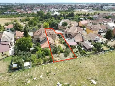 Casă cu 2 apartamente independente, teren de 719 mp - Str. Barițiu 108 - Satu Mare