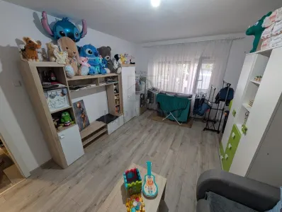 SOARELUI - PARTER - 3 CAMERE - 2 BAI - DECOMANDAT - CENTRALA PROPRIE - RENOVAT - foto 8