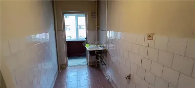 Garsoniera, decomandata, de vânzare în Astra - foto 2