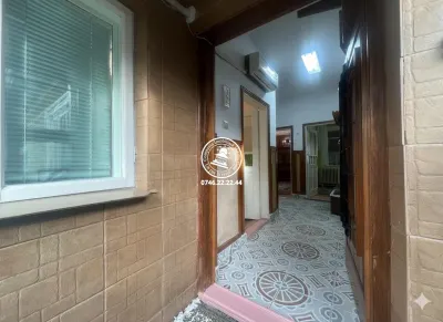 Casa cu teren de vânzare in zona Nicolina 1 - foto 2
