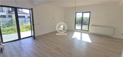 Vila  de vanzare  Visani, - foto 8