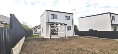 Vila  de vanzare  Miroslava, - foto 3