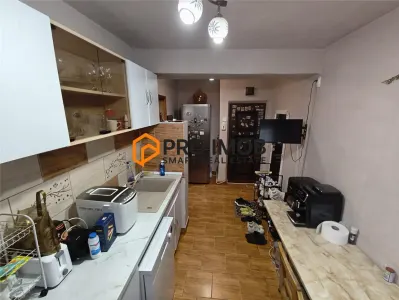 Apartament 2 camere cf 2 semidecomandat zona Balcescu - foto 5