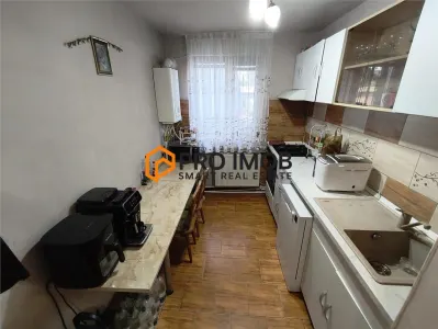 Apartament 2 camere cf 2 semidecomandat zona Balcescu - foto 6
