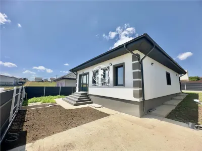 Vila  de vanzare  Miroslava, - foto 2