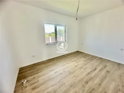 Vila  de vanzare  Vorovesti, - foto 8