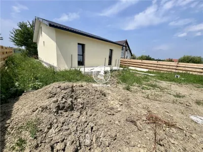 Vila  de vanzare Iasi Voinesti, - foto 2
