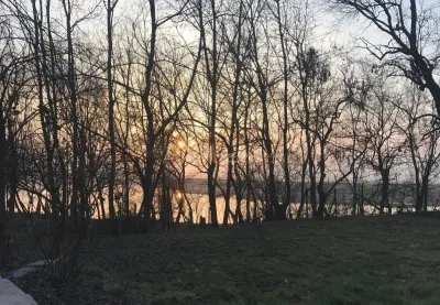 Vanzare casa individuala 6 camere cu piscina si ponton propriu la raul Bega - foto 14