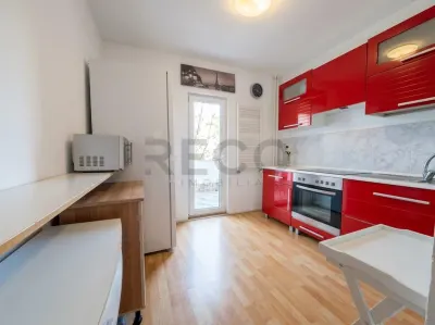 RECO Apartament PB  in Decebal la etaj intermediar - foto 4