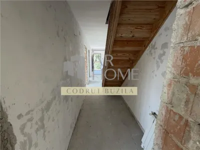 Apartament 3 camere in vila, curte, zona centrala Breaza, Prahova - foto 5