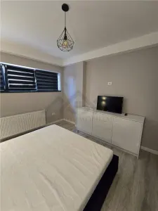 Apartament 2 camere, centrala proprie,  Dumbravita - foto 2