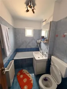 Apartament 3 camere, centrala proprie, zona Sagului - foto 8