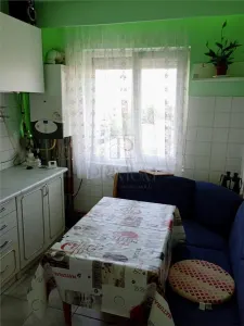 Dacia, apartament 2 camere, decomandat, centrala proprie - foto 3