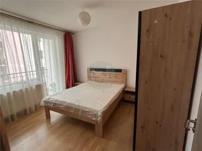 Apartament decomandat cu 2 camere si 2 balcoane in Turnisor - foto 3