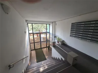 Apartament 3 camere, decomandat, Piata Sfinta Vineri - foto 17