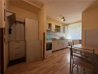 Apartament cu 2 camere de inchiriat, decomandat, la 400 m de UMF - foto 3