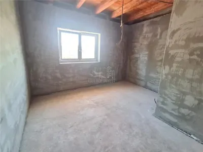 Duplex 4 camere zona Selimbar - foto 15