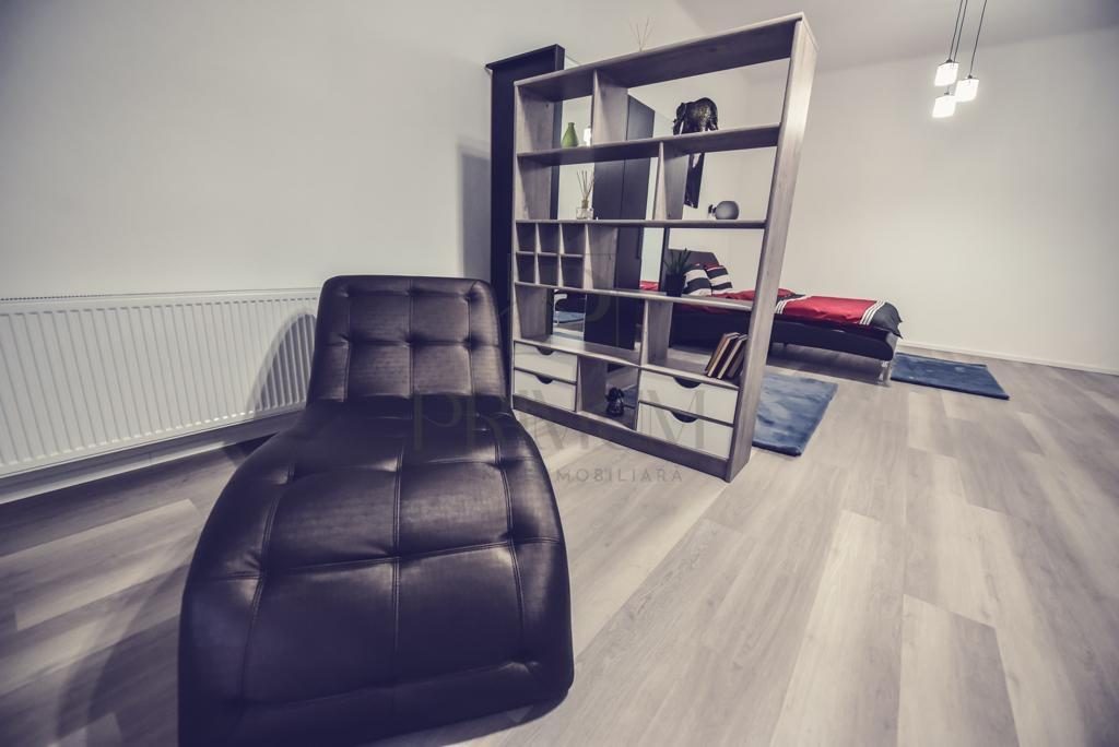 Apartament Premium în Piața Unirii | 120 MP | Mobilat Modern | Vedere spre Pietonală - Timisoara