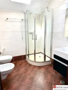 VILA INDIVIDUALA CU PISCINA, LANGA JOLIE VILLE MALL! - foto 17