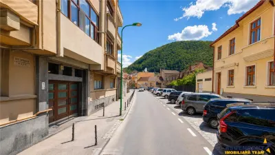 Proprietate cu caracter, regim vila, echipate, panorama montana, istorie, Central, Brasov - foto 3