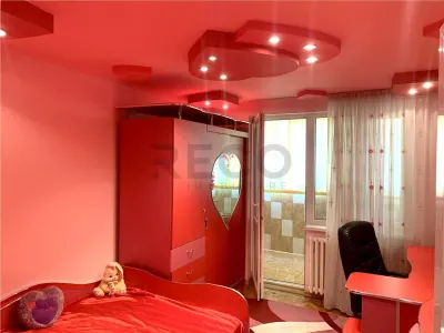 RECO Apartament 3 camere Tip A modificat 73 mp utili  Piata Cetatii Etaj 7/10 cu lift. - foto 4