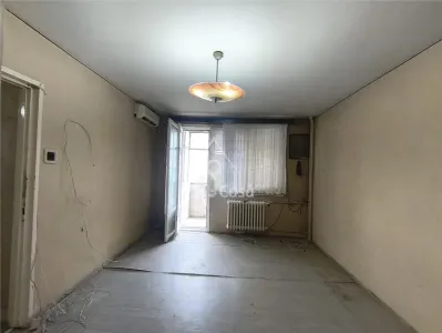 DE RENOVAT SECUILOR PIATA SUDULUI - Bucuresti