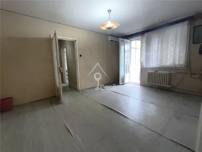 DE RENOVAT SECUILOR PIATA SUDULUI - foto 3