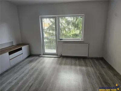 Apartament cu 2 camere, parcare, Lenin, Sfantu Gheorghe - Sfantu Gheorghe