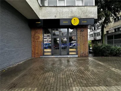 Spatiu comercial vitrat, 52mp, sos. Pacurari, zona postei - foto 5
