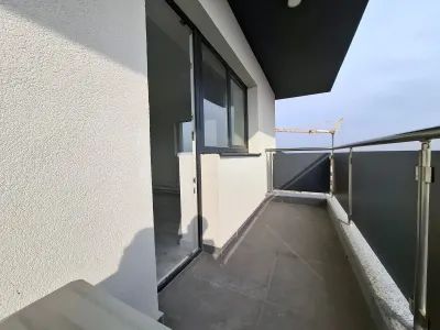 Apartament 1 camera de vanzare in Iasi, Galata, 46.72 mp, baie cu geam, etaj intermediar, vedere mutare rapida - foto 1