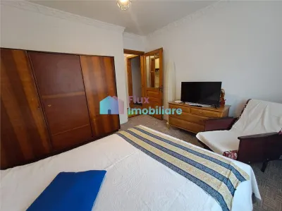 Apartament cu 3 camere etaj 2 Obcini zona Dany Gry - foto 15
