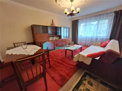 Apartament cu 3 camere etaj 2 Obcini zona Dany Gry - foto 7