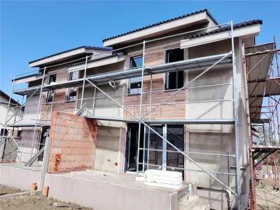 3 DORMITOARE - ZONA POPULATA - FINISAJE LA CERERE - foto 2