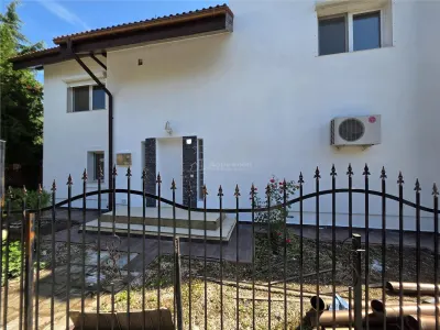 Vila cu piscina - Pipera - 5 camere - 3 bai - 218mp - 900mp teren - foto 24