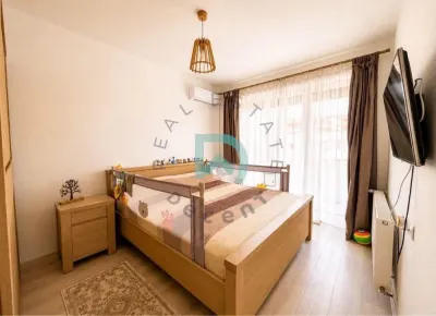 Apartament 3 camere, mobilat, utilat, parcare, Tractorul, Brasov - foto 2