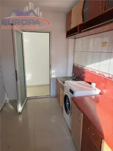 Apartament 3 camere de inchiriere zona Ultracentrala Tulcea - foto 6
