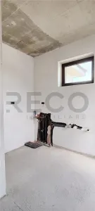 RECO Casa Episcopia cu teren generos - foto 5