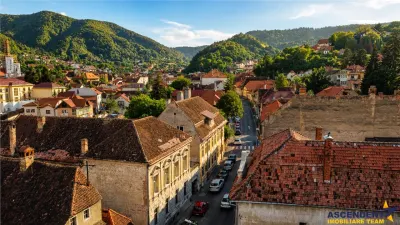 Resedinta istorica,cu teren privat,pivnita,pod,foisor,detalii originale,potential: rezidential,cultural,boutique. - foto 24