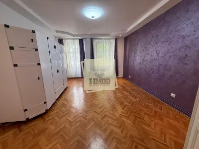 Apartament spatios cu 2 camere Ultracentral - foto 2