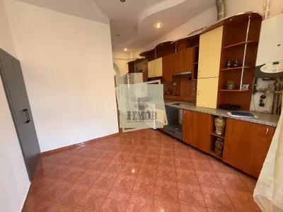 Apartament spatios cu 2 camere Ultracentral - foto 12