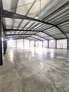 De inchiriat | Hale industriale noi | 3 euro / m² + TVA - foto 4